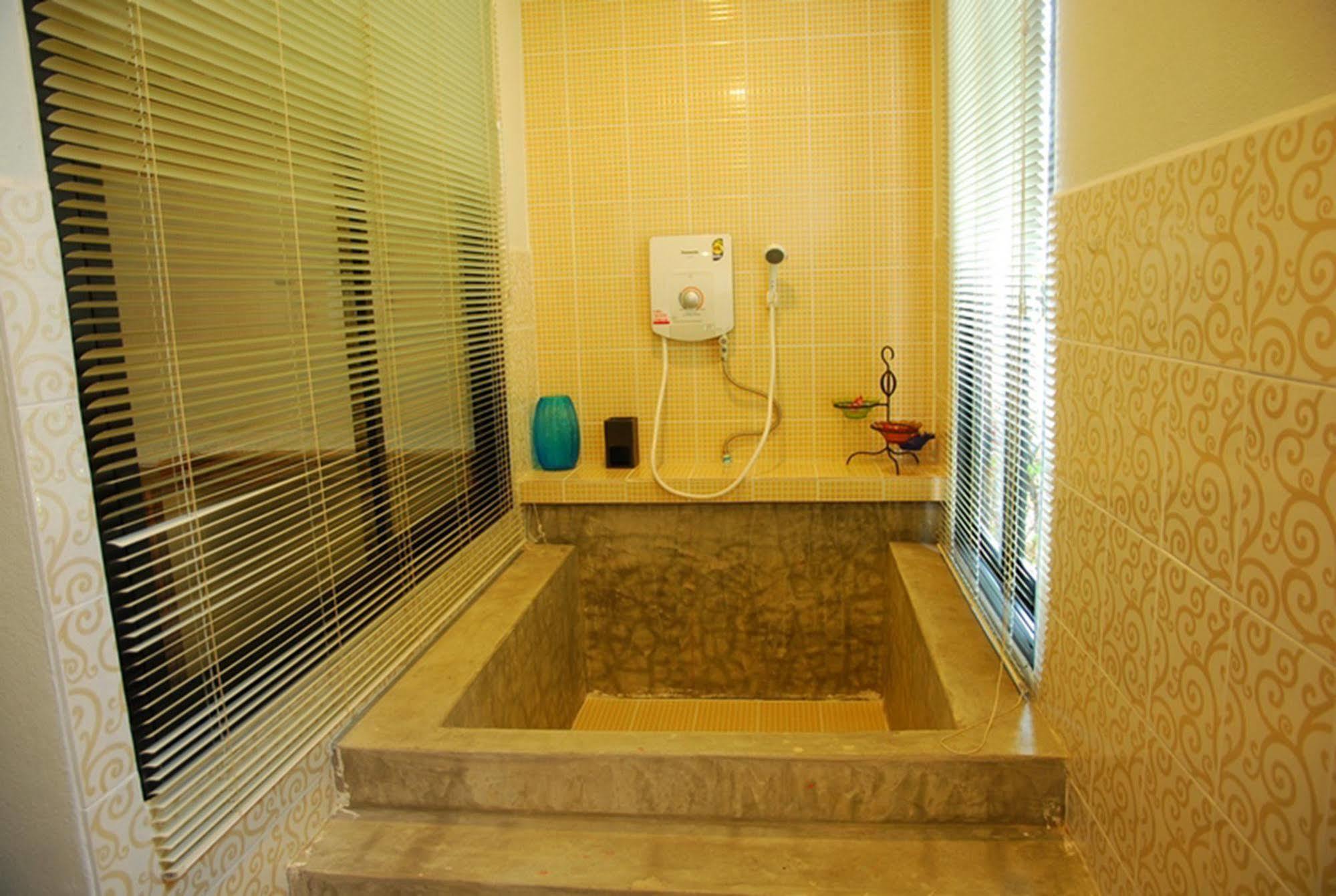 Boutique Raft Resort Sai Yok Ngoại thất bức ảnh