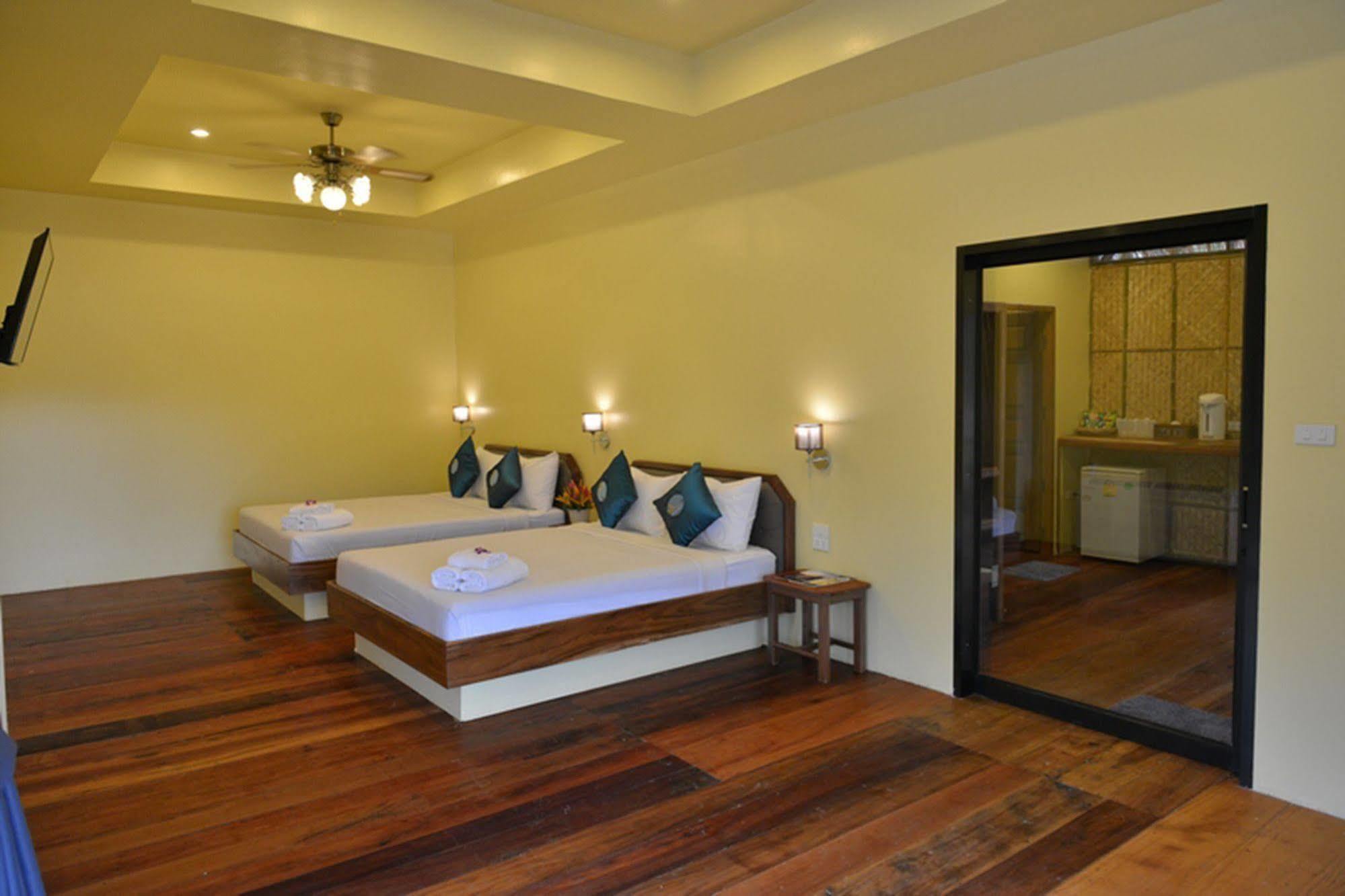 Boutique Raft Resort Sai Yok Ngoại thất bức ảnh