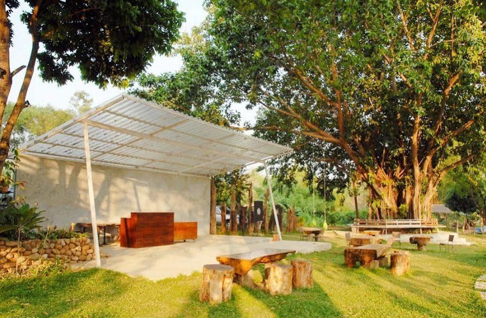 Boutique Raft Resort Sai Yok Ngoại thất bức ảnh